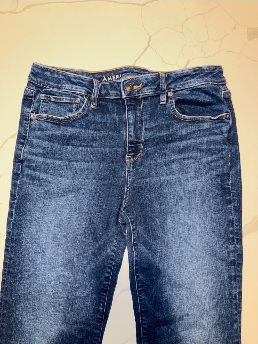 American Eagle Outfitters Women’s Skinny Jeans in Dark Blue Wash